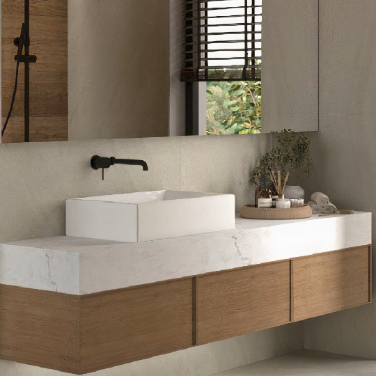 Badezimmer Waschtisch – Sanitärinstallation und Oberflächen